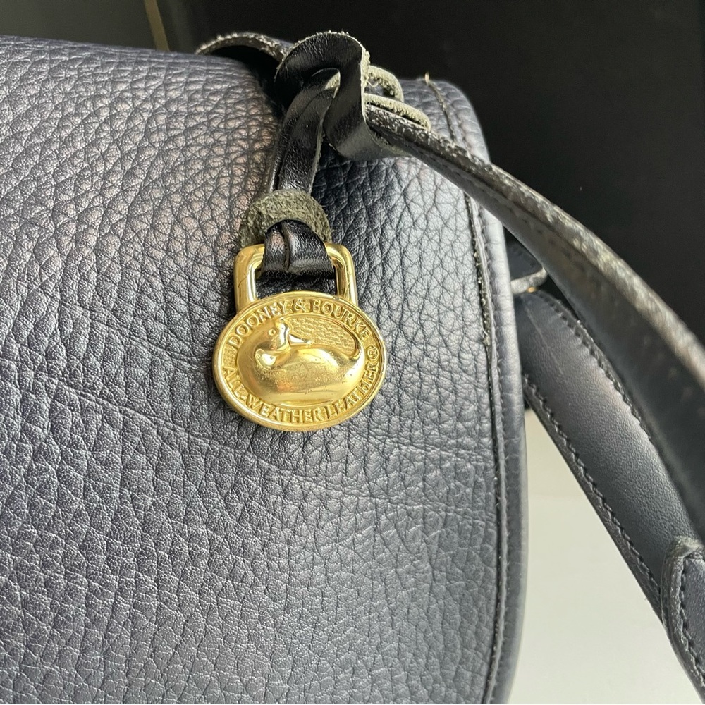 Dooney and Bourke AWL Leather Navy Blue Saddle crossbody Bag - Picture 12 of 15